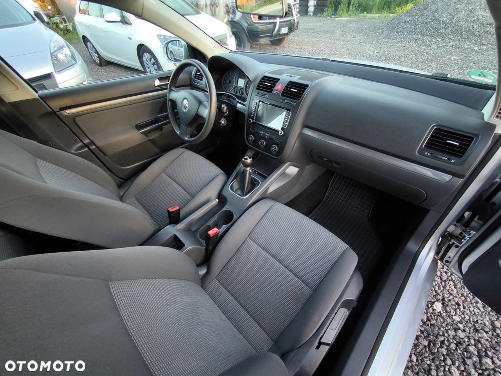 Volkswagen Golf - 13