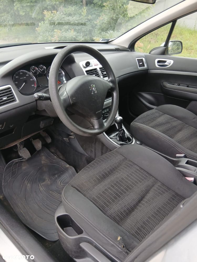 Peugeot 307 1.6 HDi Mistral - 11
