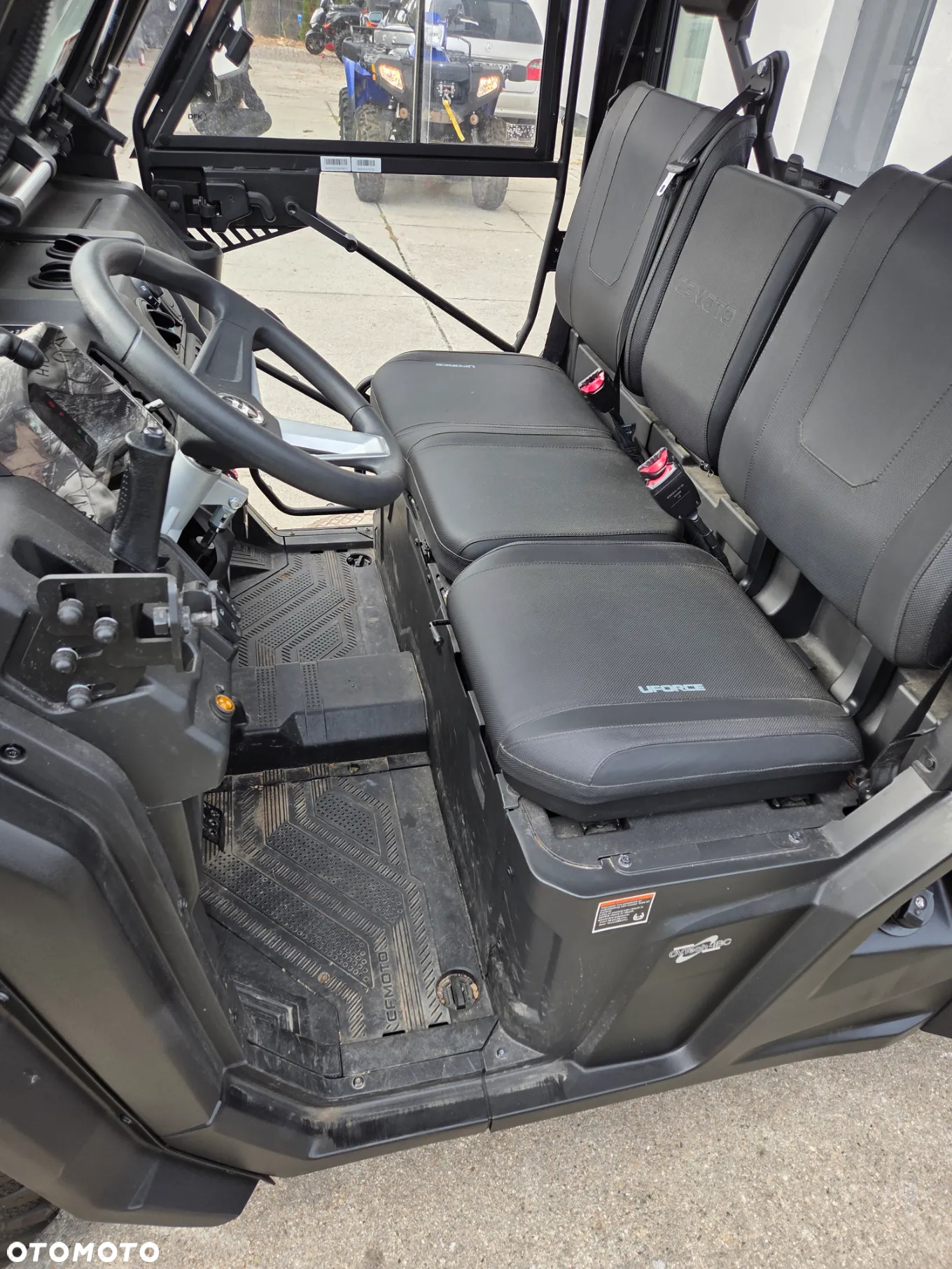 CFMoto UForce - 9