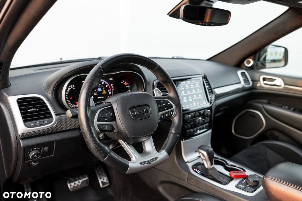 Jeep Grand Cherokee 6.2 V8 Trackhawk - 24