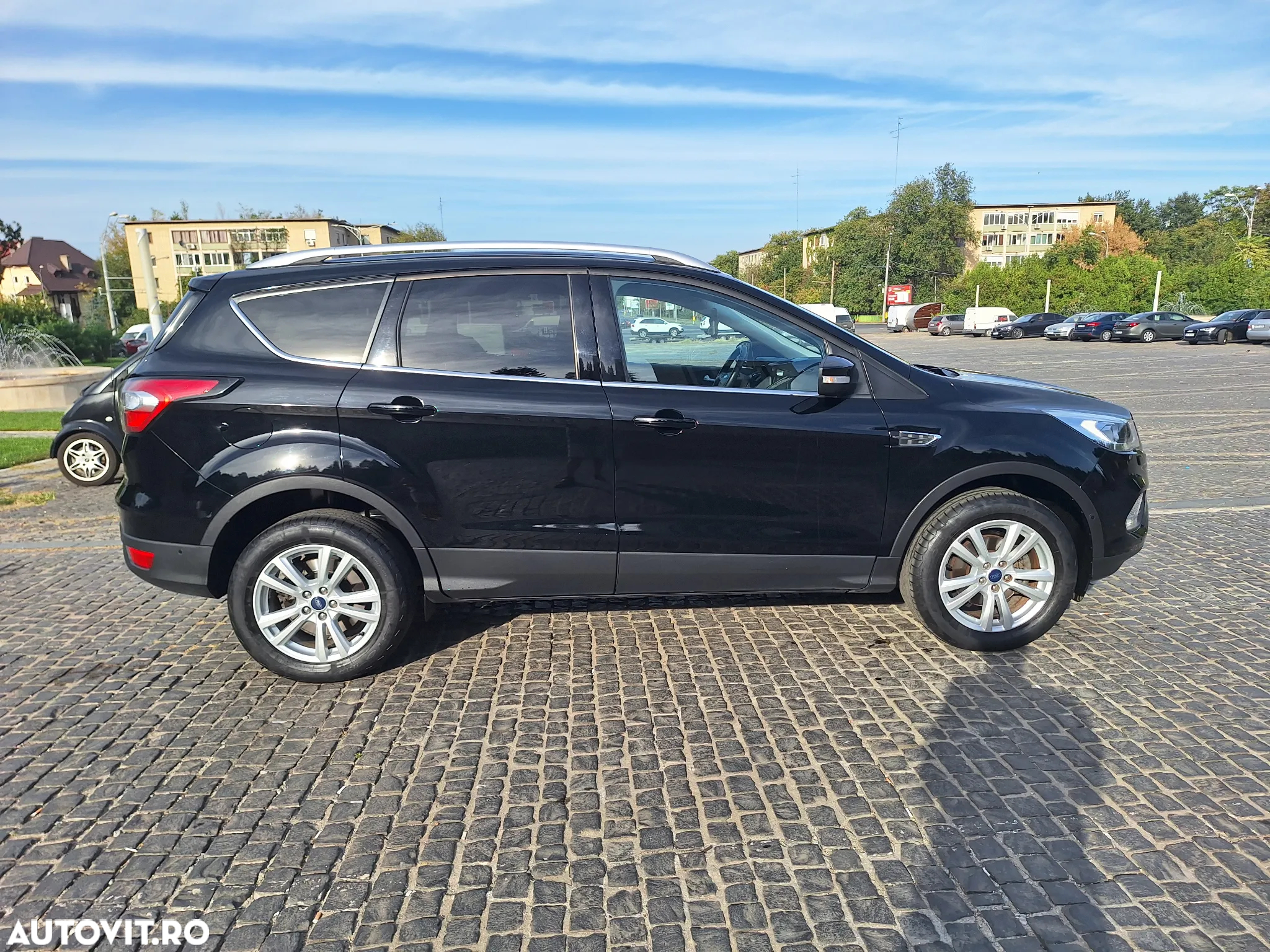 Ford Kuga - 4
