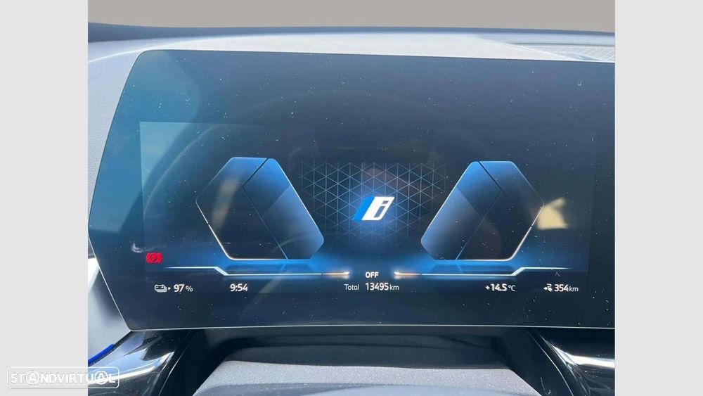 BMW iX1 eDrive20 - 18