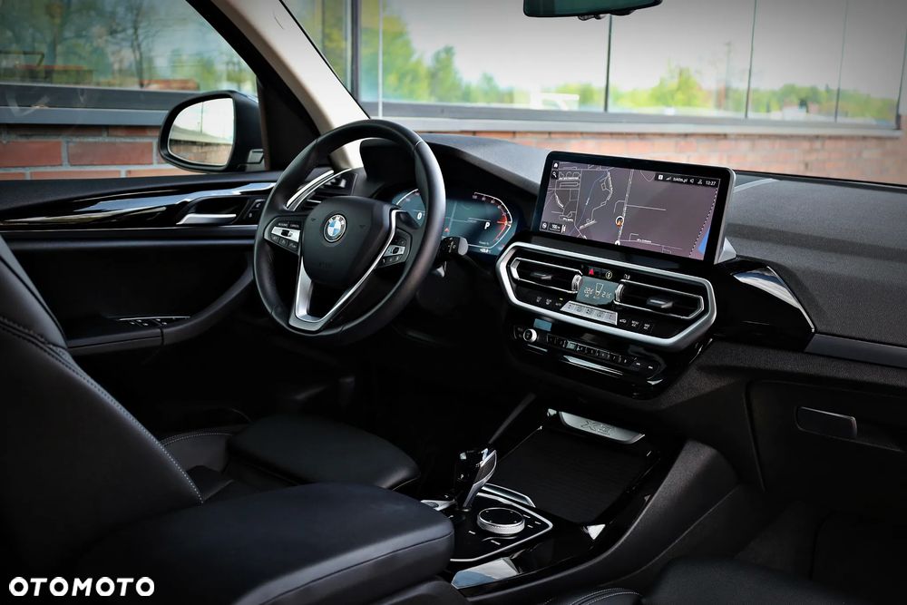 BMW X3 sDrive18d mHEV - 19