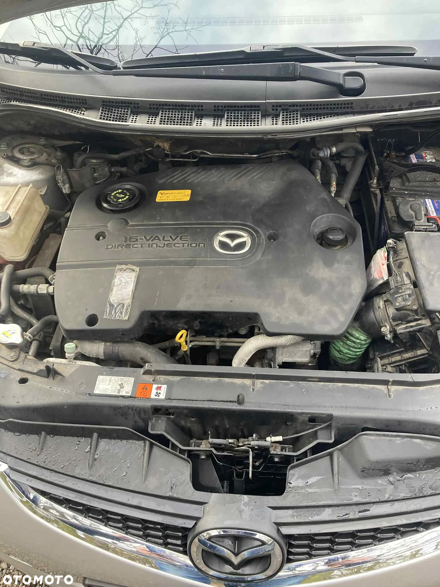 Mazda 5 - 7