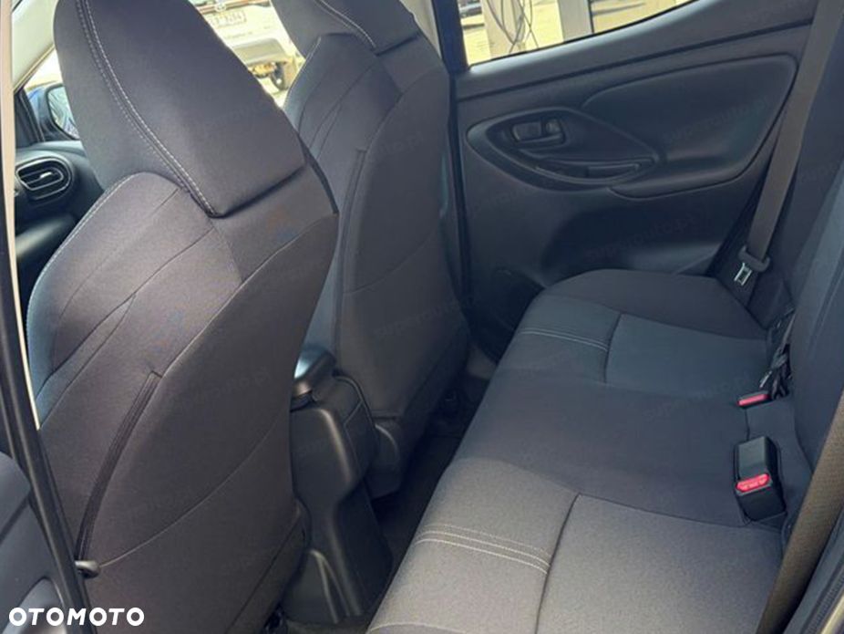 Toyota Yaris - 14