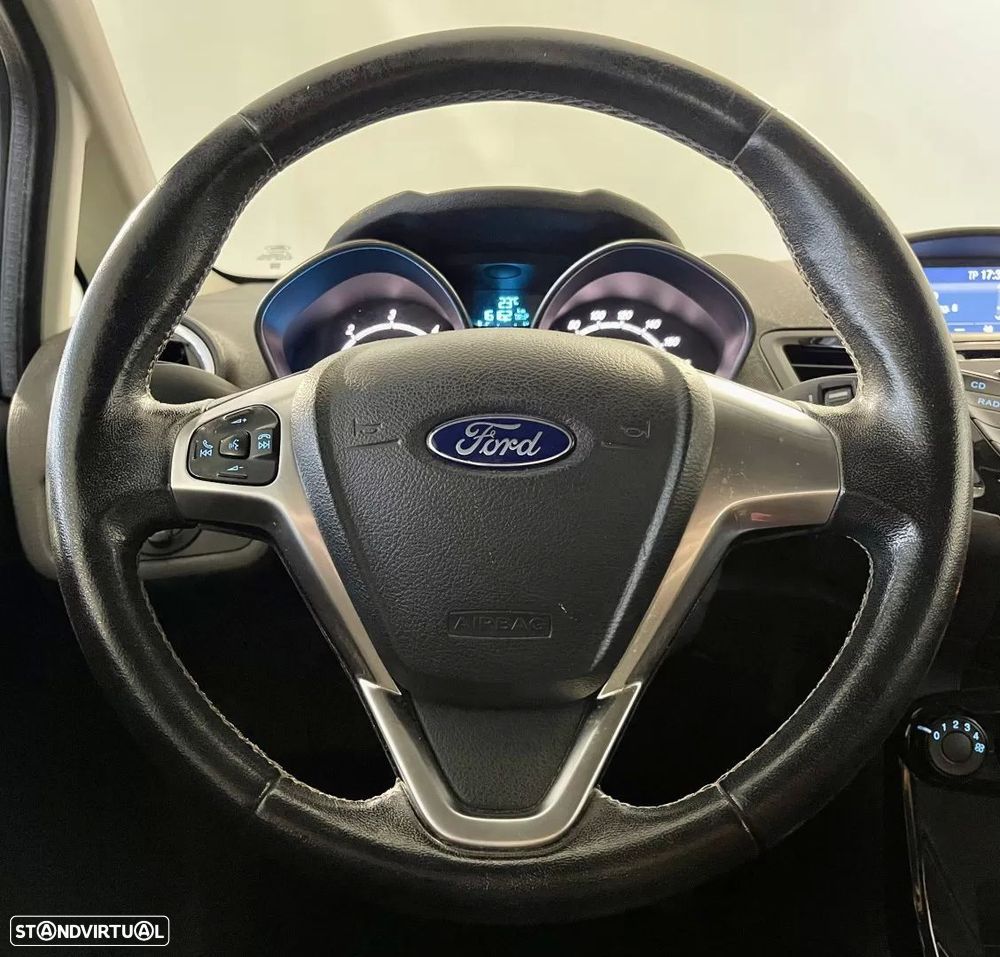 Ford Fiesta 1.5 TDCi Titanium - 16