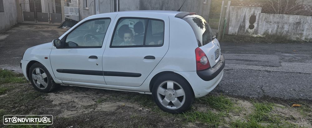 Renault Clio 1.2 16V Extreme - 5
