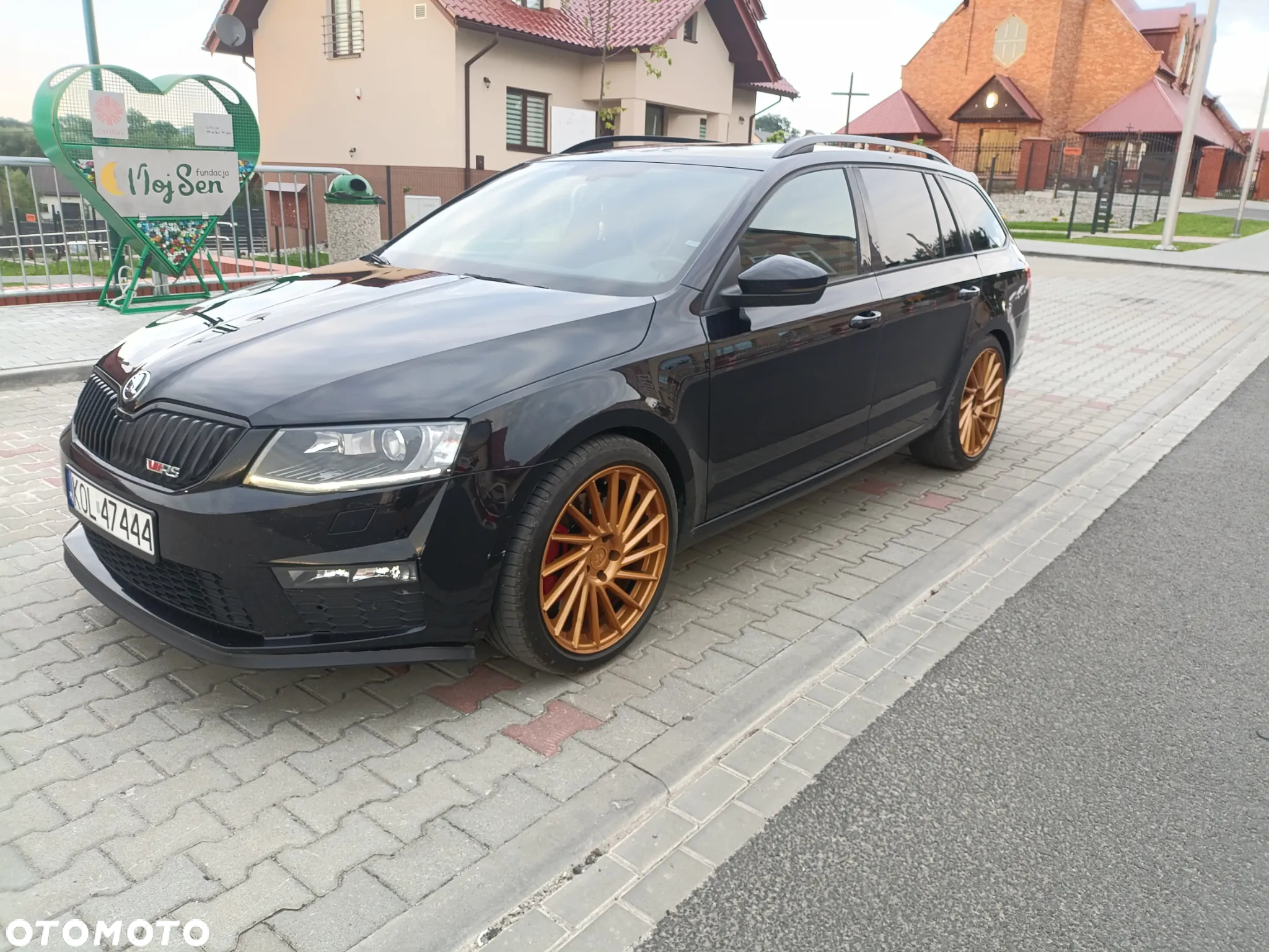 Skoda Octavia Combi 2.0 TDI RS - 14