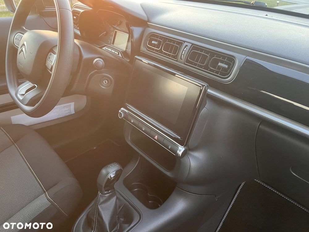 Citroën C3 1.2 PureTech Shine - 22