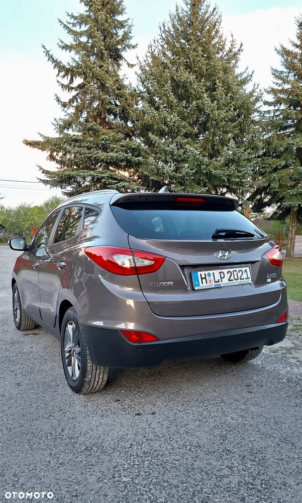 Hyundai ix35 1.6 2WD Fifa World Cup Edition - 11