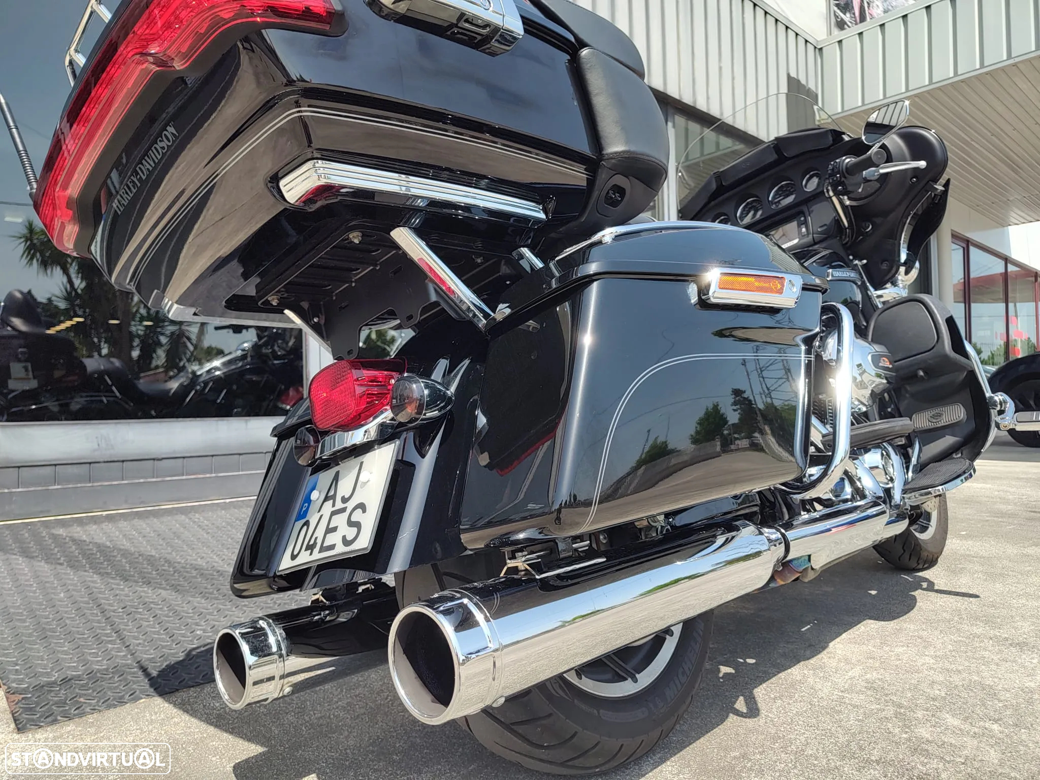 Harley-Davidson Electra Glide Ultra Classic - 5