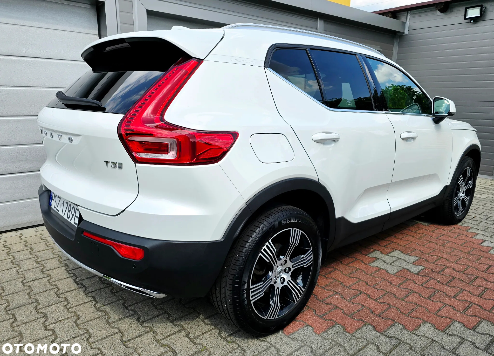 Volvo XC 40 T3 Inscription - 9