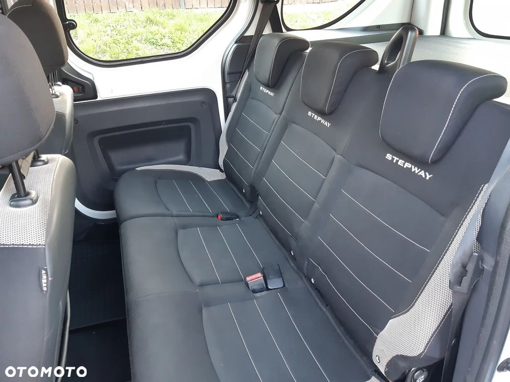 Dacia Dokker 1.6 SCe Stepway - 9