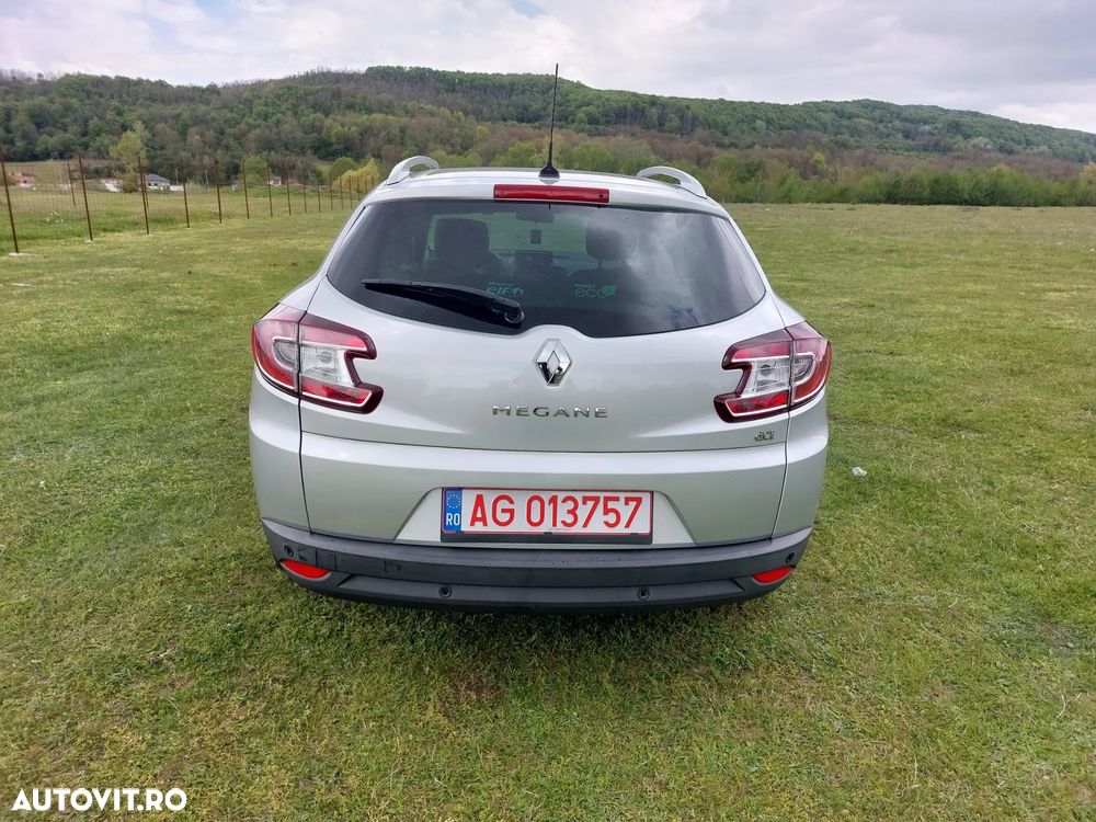 Renault Megane ENERGY dCi 110 Start & Stop Bose Edition - 13