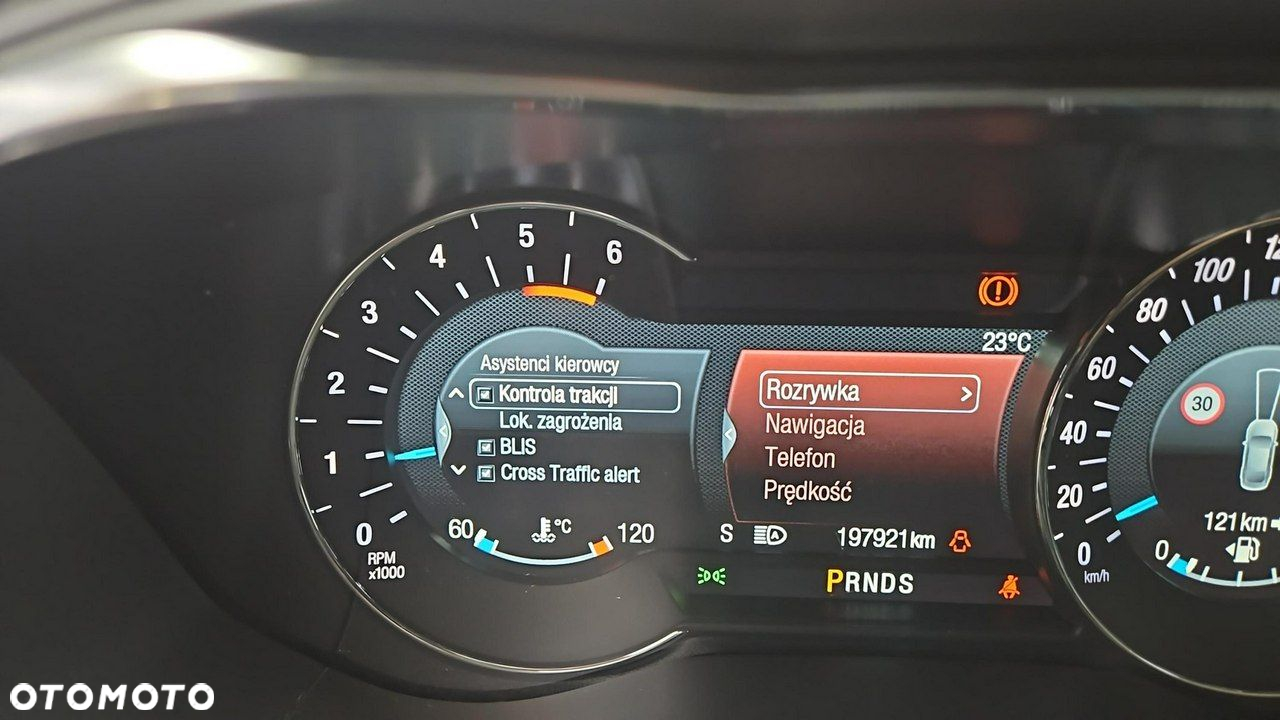 Ford Mondeo 2.0 EcoBlue Titanium - 22