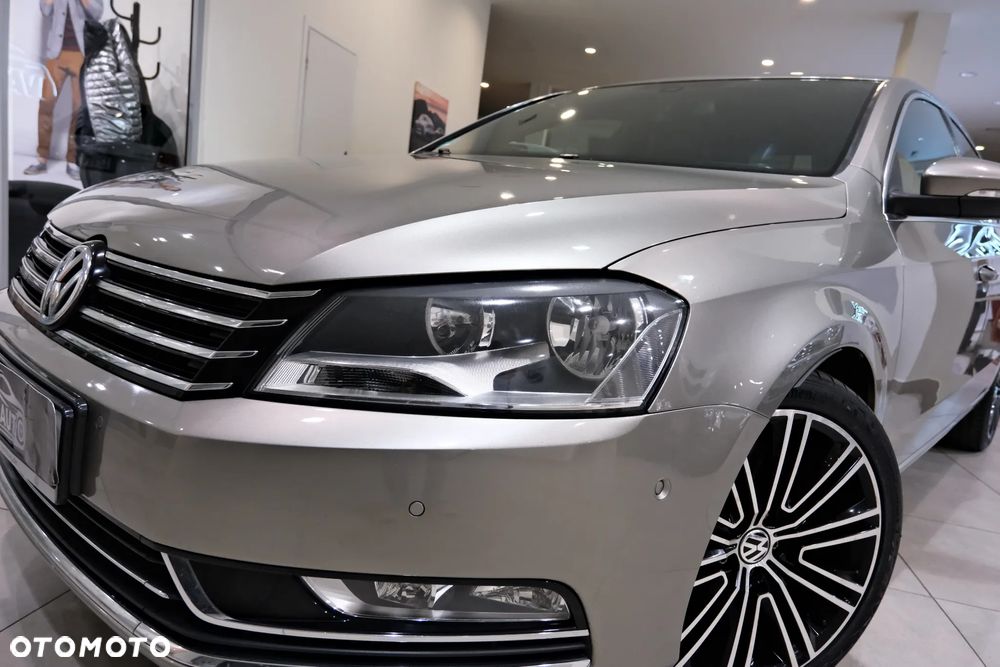 Volkswagen Passat 3.6 V6 4Motion DSG Exclusive - 20