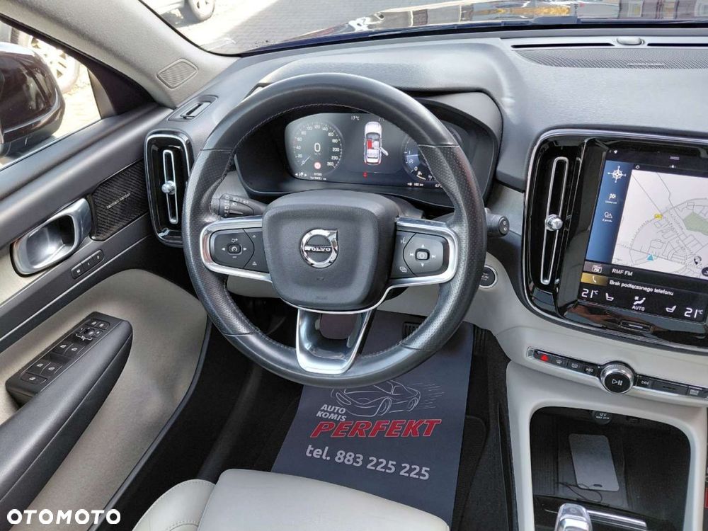 Volvo XC 40 - 22
