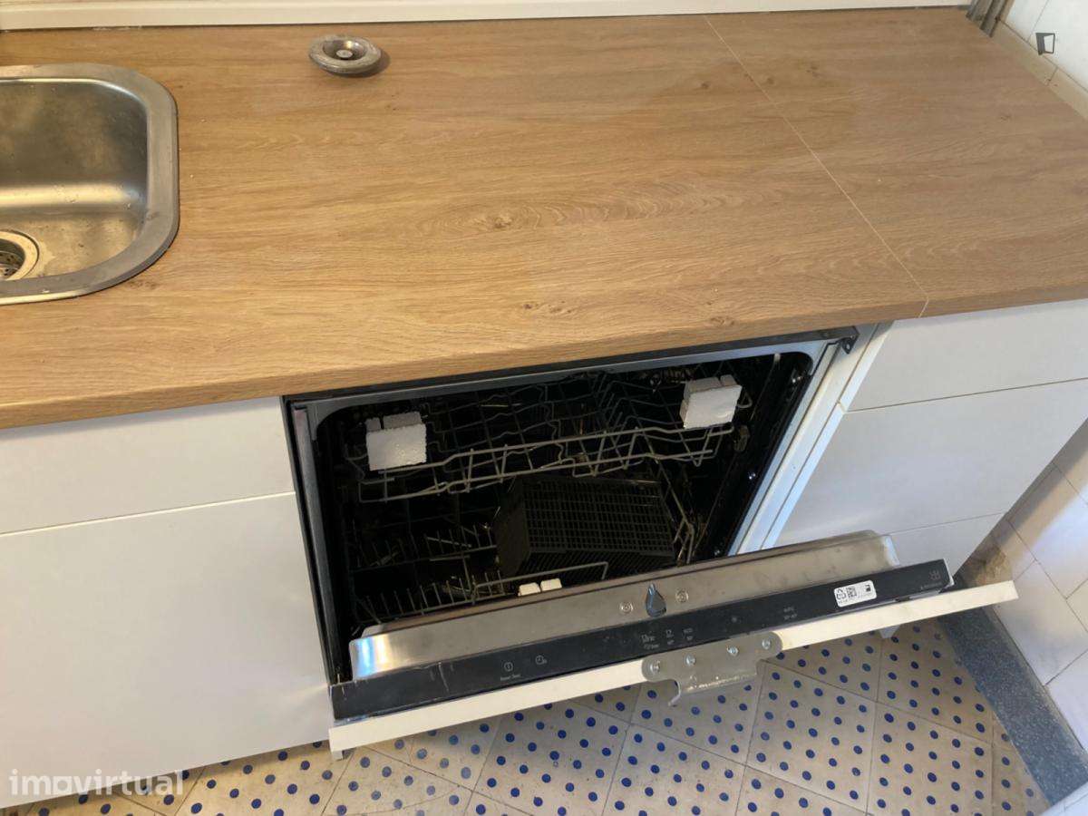 Apartamento com 2 quartos - localizado em Miragaia Porto - Grande imagem: 5/11