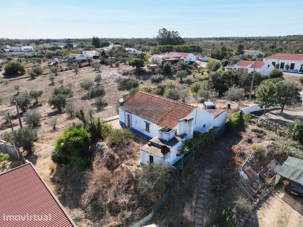 Moradia para Recuperar com Terreno de 2.007 m² - São Domingos, Sant... - Grande imagem: 5/25