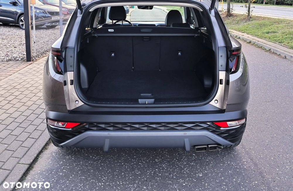 Hyundai Tucson 1.6 T-GDi 48V-Hybrid 2WD DCT Blackline - 38