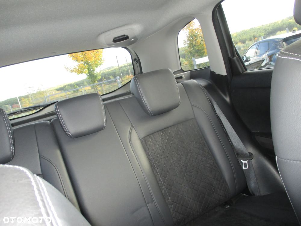 Suzuki Vitara - 12