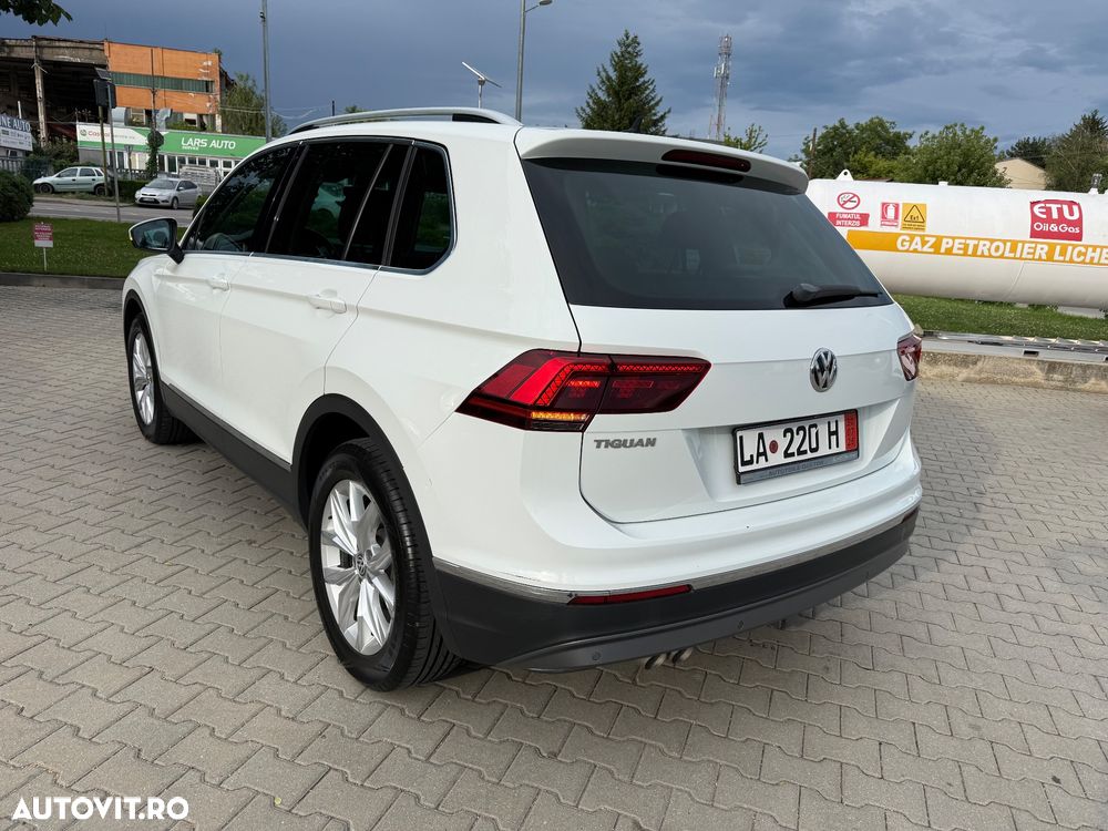 Volkswagen Tiguan - 4