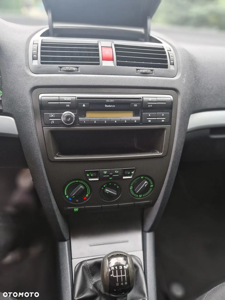 Skoda Octavia 1.8 T FSI Ambiente - 18