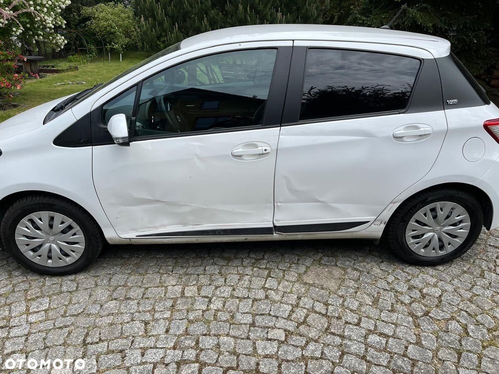 Toyota Yaris - 7