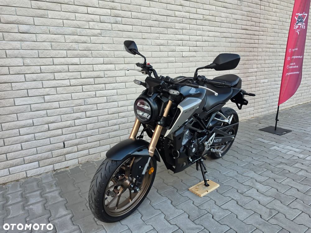 Honda CB - 9