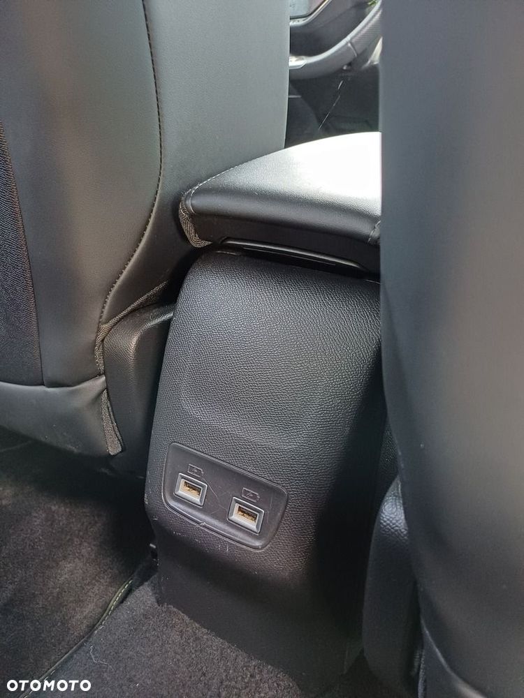 Peugeot 2008 1.2 PureTech GT S&S EAT8 - 31