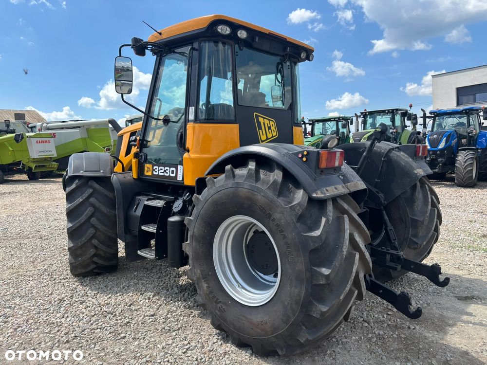 JCB Fastrac 3230 - 9