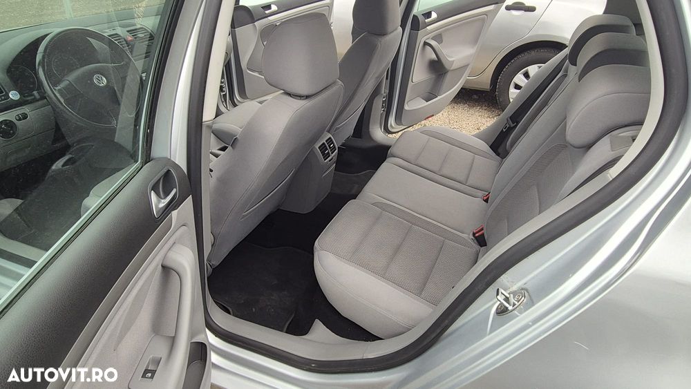 Volkswagen Golf 1.6 FSI Automatik Sportline - 8