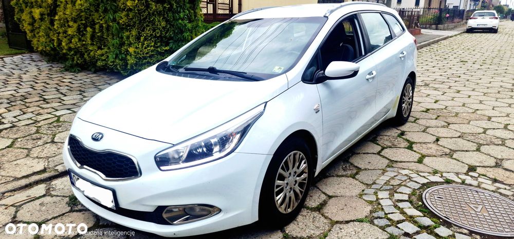 Kia Ceed - 1
