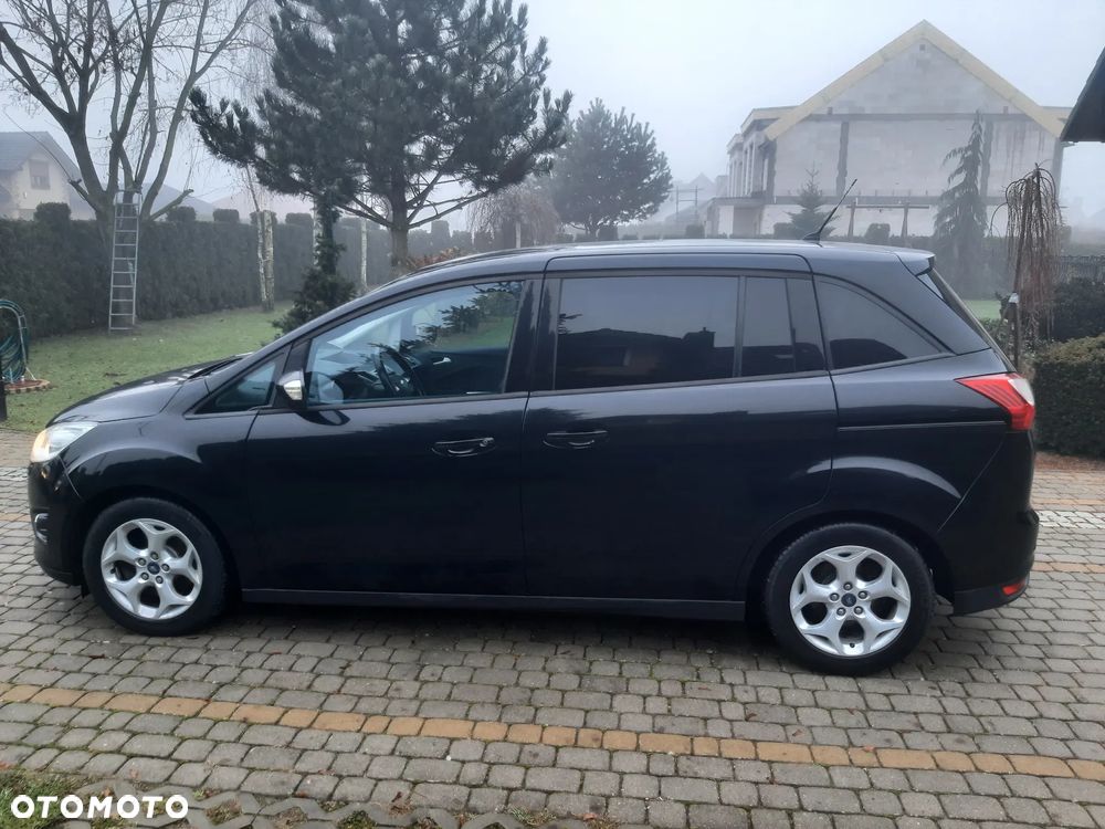 Ford Grand C-MAX - 1