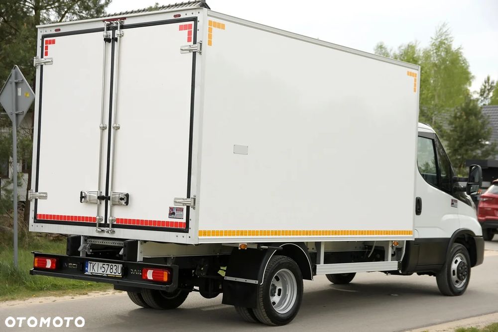 Iveco DAILY 35-180 * CHŁODNIA / MROŹNIA * THERMO KING V300 MAX * HiMATIC * IDEALNY STAN!* JAK NOWY! - 7