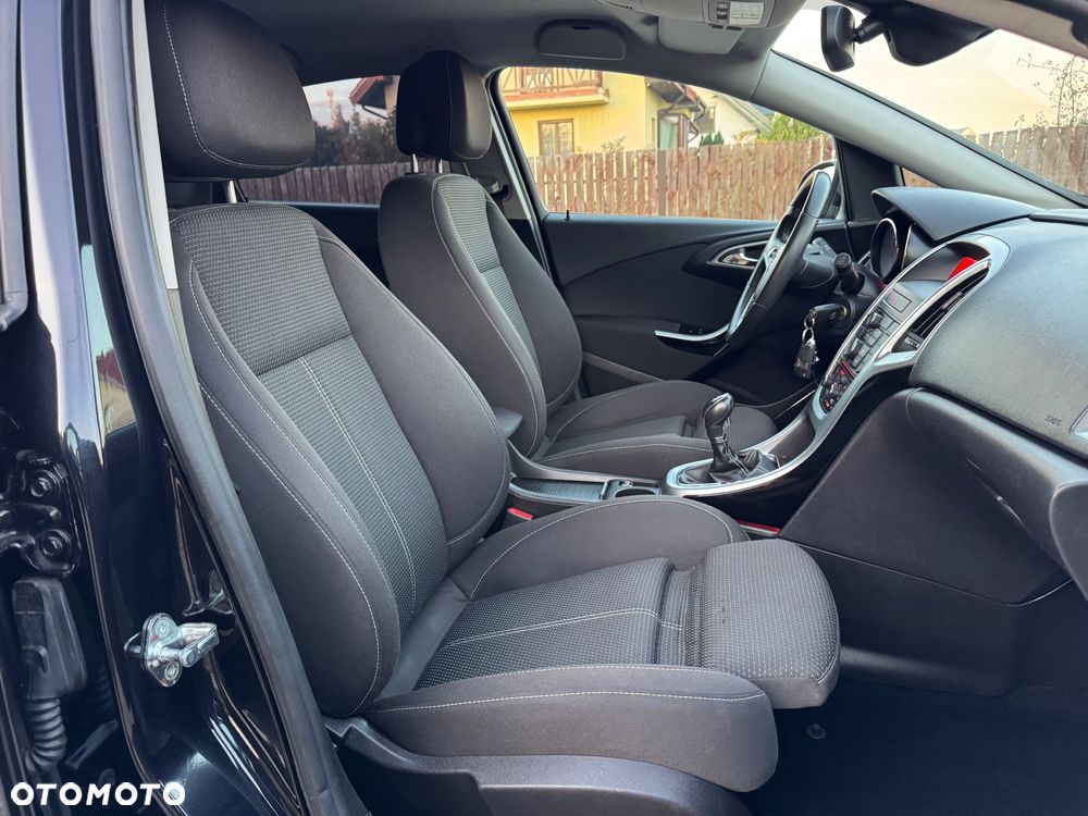 Opel Astra 1.4 Turbo Edition - 29