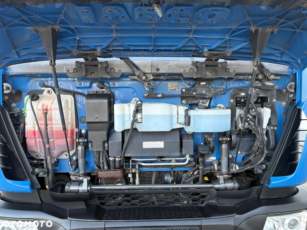 Iveco Eurocargo 120-250, Chłodnia ThermoKing, Manual, Winda, Z Niemiec - 21