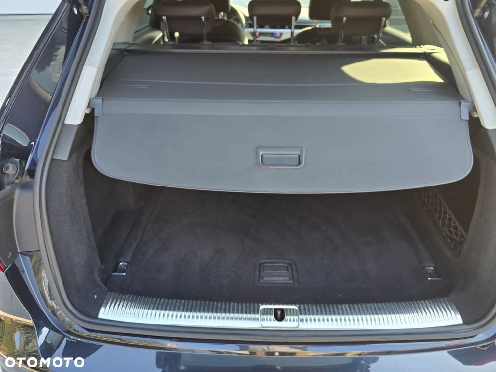 Audi A4 Allroad - 10