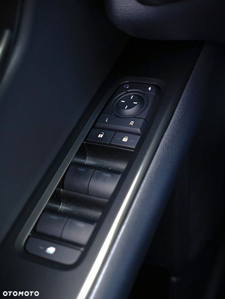 Lexus UX 300h Elegance - 31