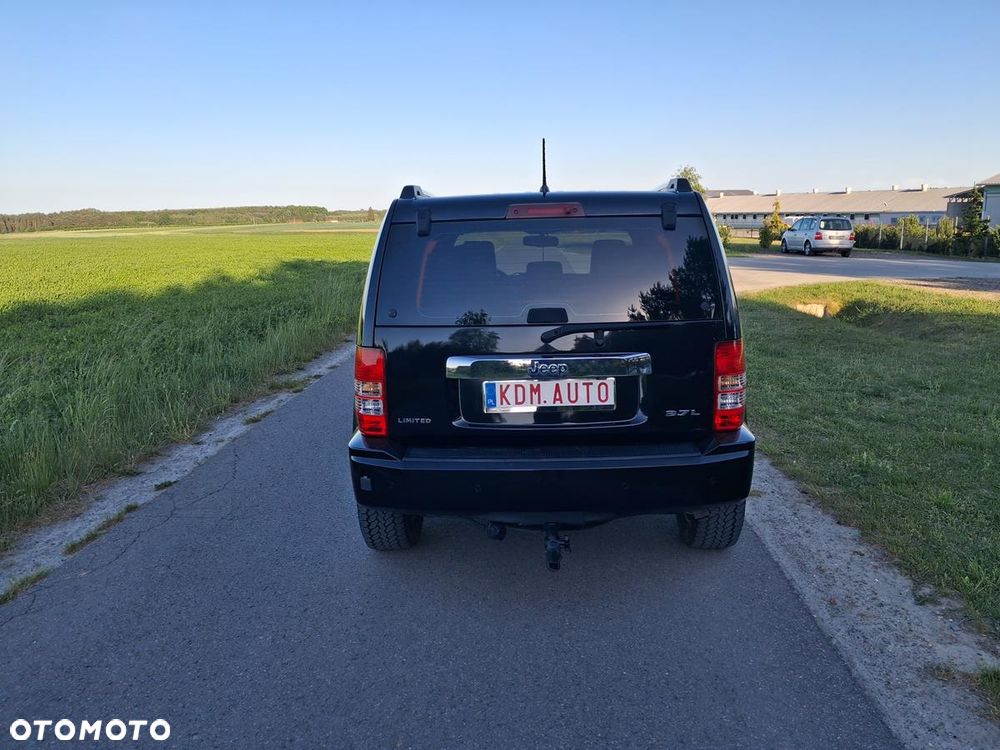 Jeep Cherokee - 12