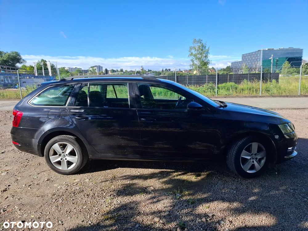 Skoda Octavia 1.4 TSI Ambition - 5