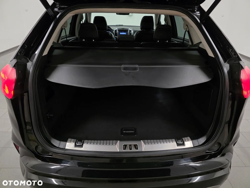 Ford Edge 2.0 EcoBlue Twin-Turbo 4WD ST-Line - 38