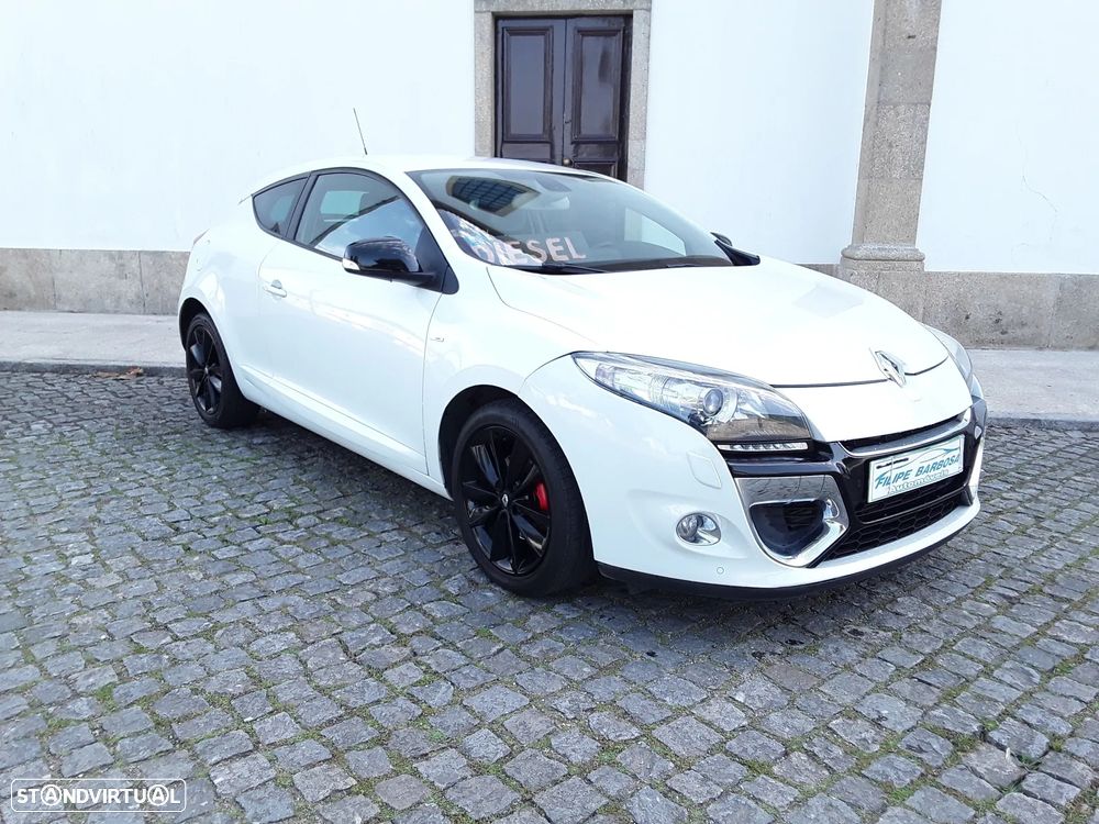Renault Mégane Coupe Energy dCi 130 FAP Start & Stop Bose Edition - 4