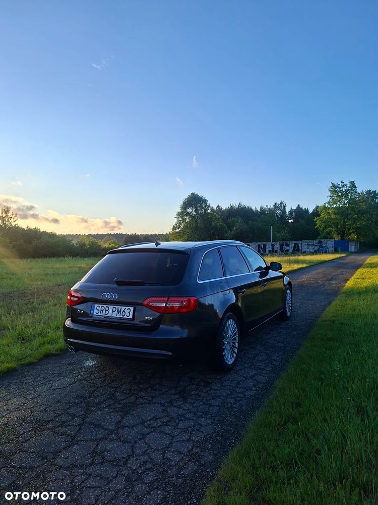 Audi A4 Avant 2.0 TDI clean diesel Multitronic - 8