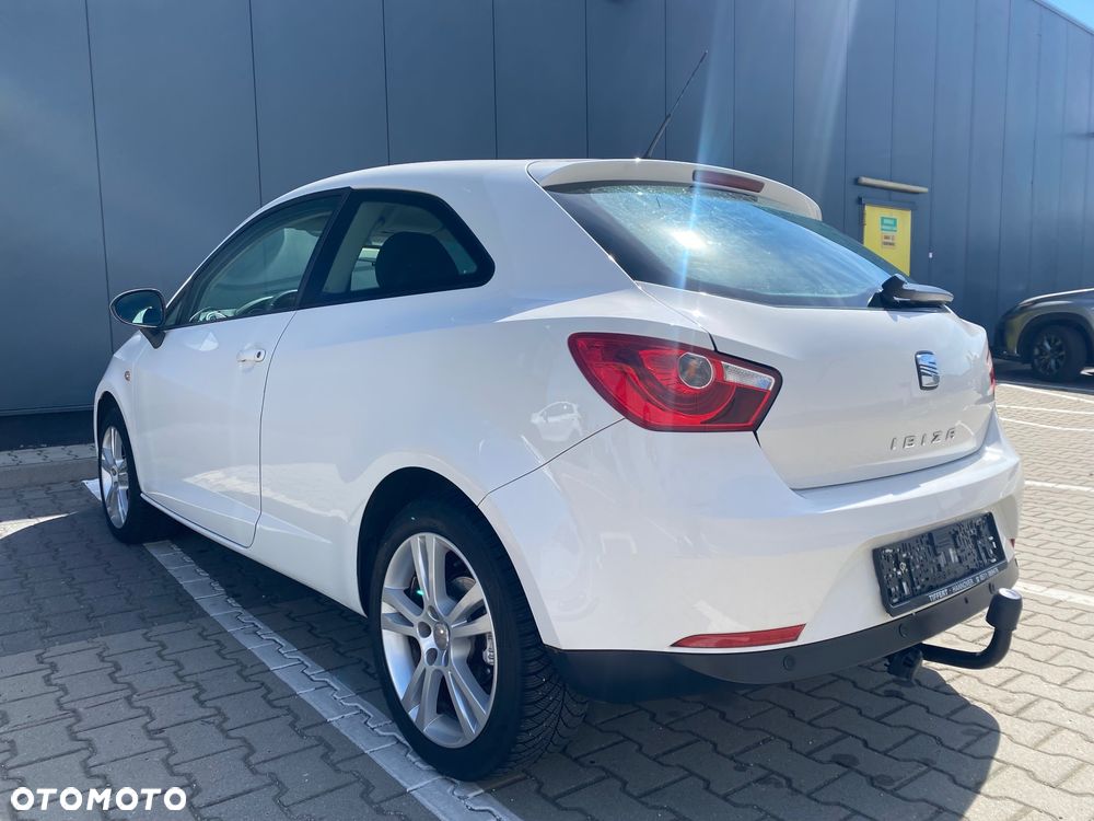 Seat Ibiza SC 1.4 16V Sport - 4