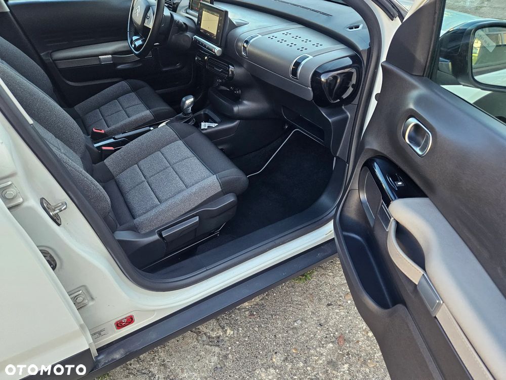 Citroën C4 Cactus BlueHDi 120 Stop&Start EAT6 Shine - 29