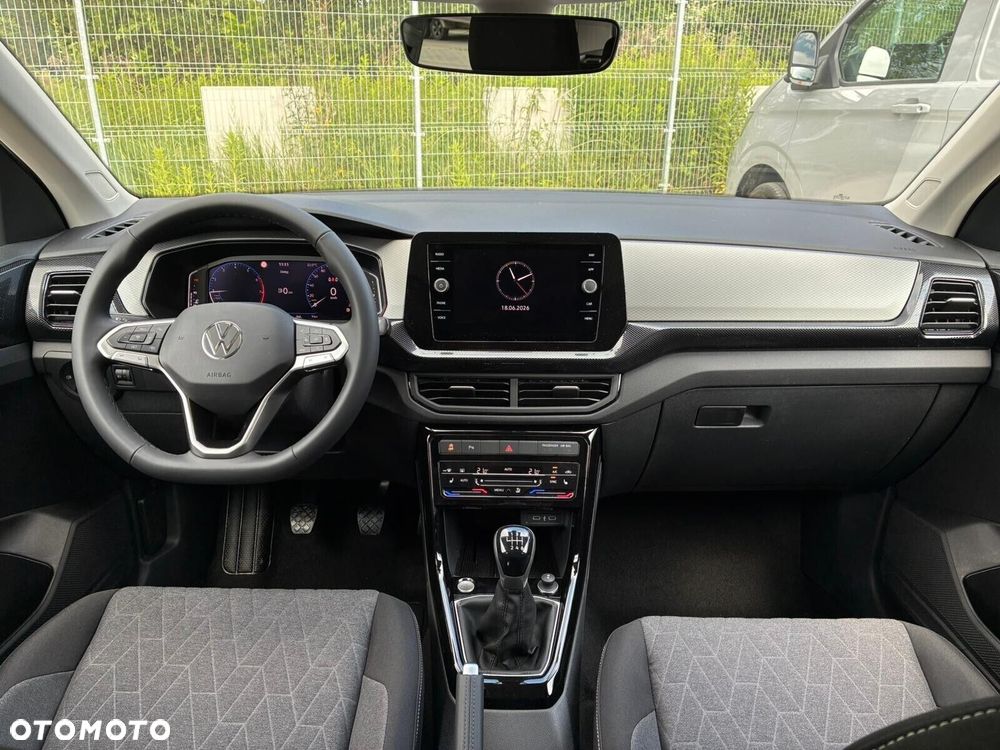 Volkswagen T-Cross - 13