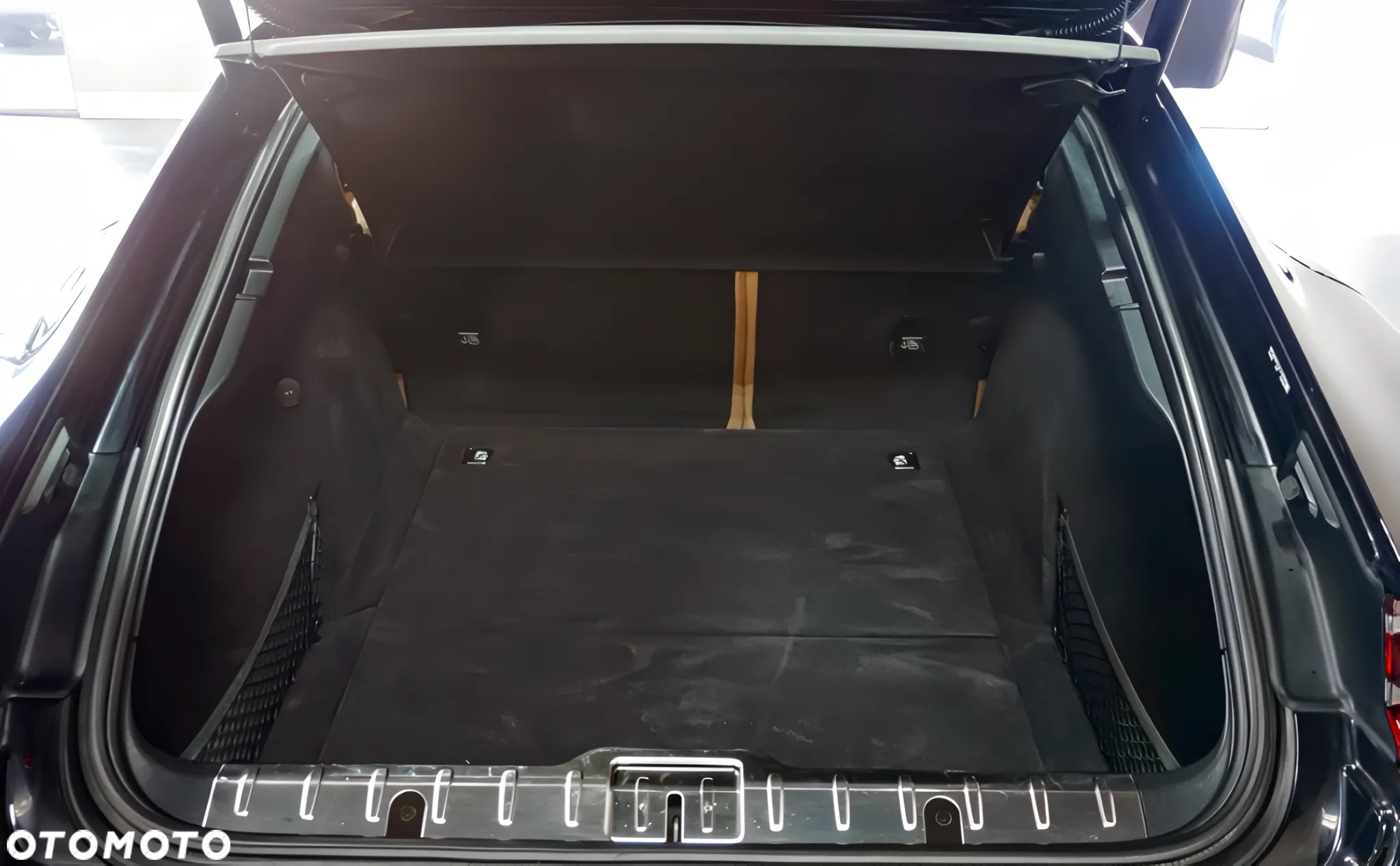 Porsche Panamera 4 Executive - 13