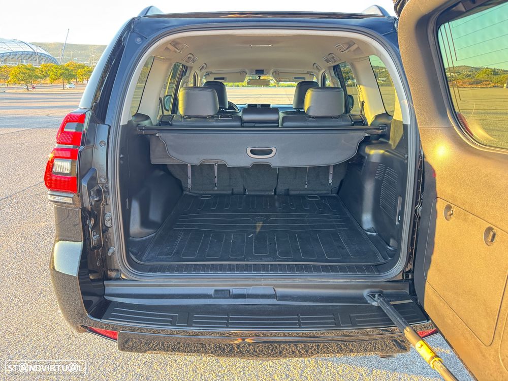 Toyota Land Cruiser Prado - 25