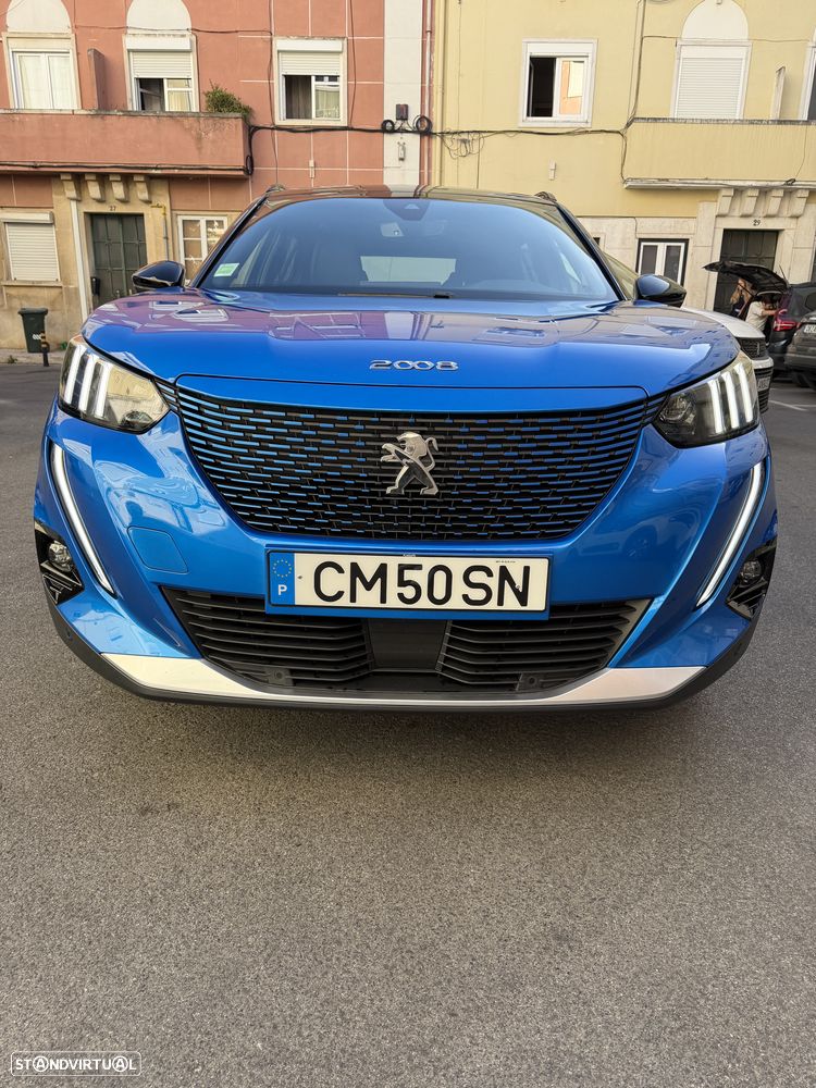 Peugeot E-2008